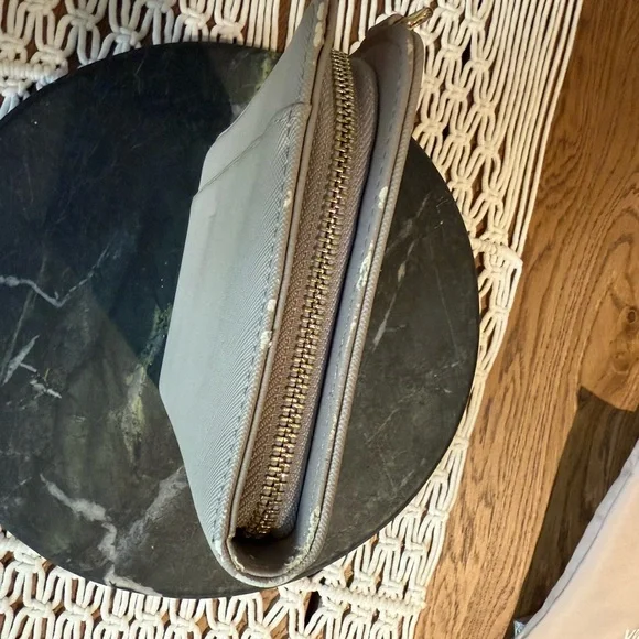 Calpak travel crossbody wallet - Picture 7 of 8